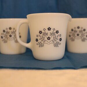 Vintage PYREX Coffee Mugs (2) and Creamer Summer Impressions